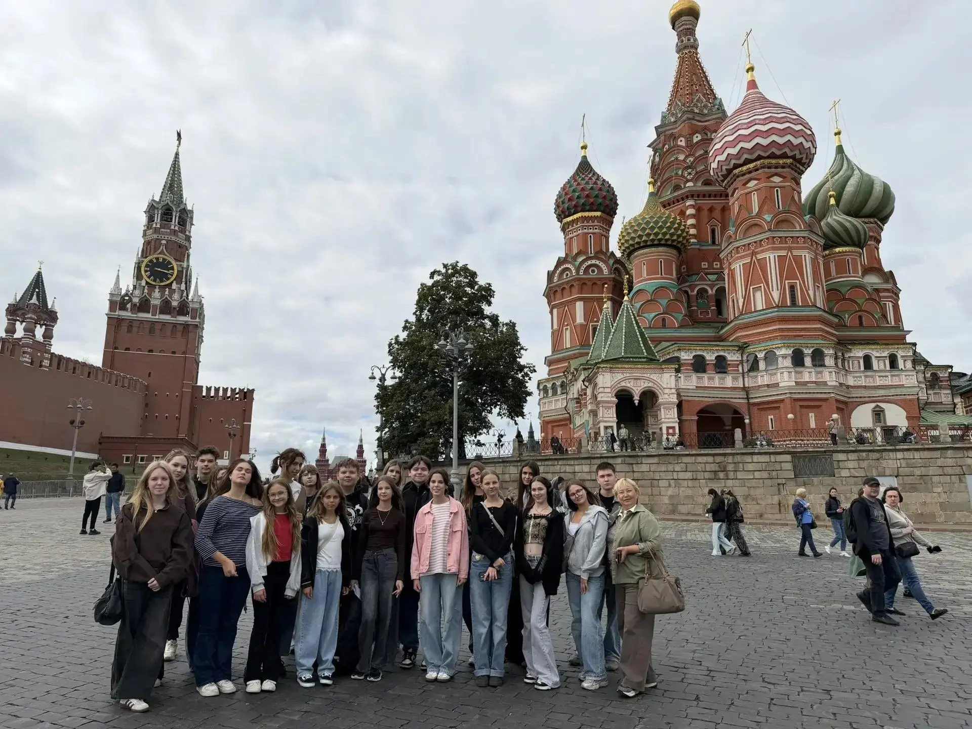Талант из Златоустовского Центра народного творчества покорил Москву: Виктория Гусак пр...