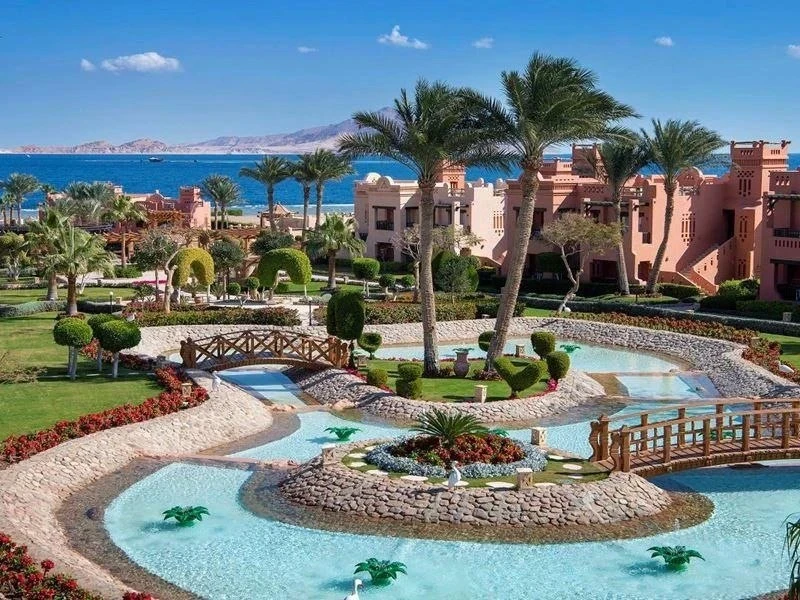 🔔 Рекомендуем отель дня - 
CHARMILLION SEA LIFE RESORT 4⭐️

🌞 Представьте себе идеальный семейный 