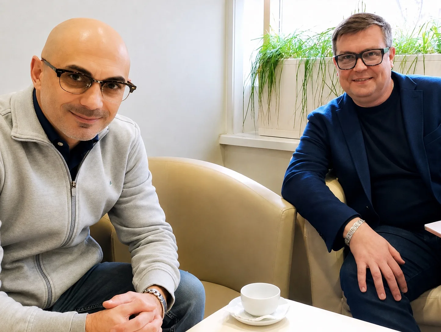 Сегодняшний выпуск "Бывшие" на радио Вести FM. Обсуждаем события на Украине, в Молдове,...
