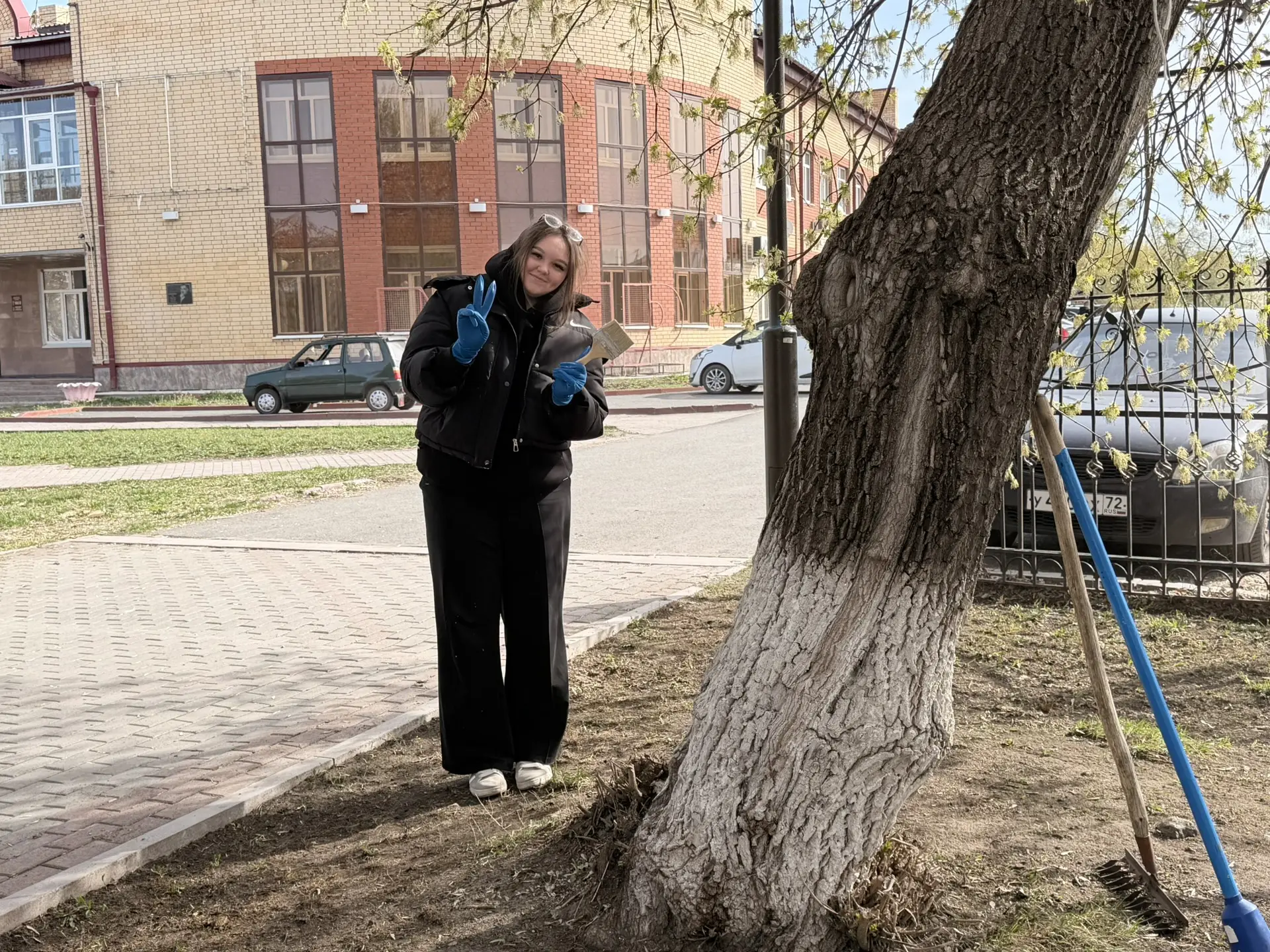 🌳🪾Субботник в Бердюжской школе: вместе за чистоту!  30 апреля 2026 года ученики 5–11-х классов вмест
