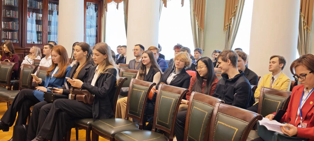 ⚡Председатель Избиркома Карелии принимает участие в международной конференции по вопросам формирован