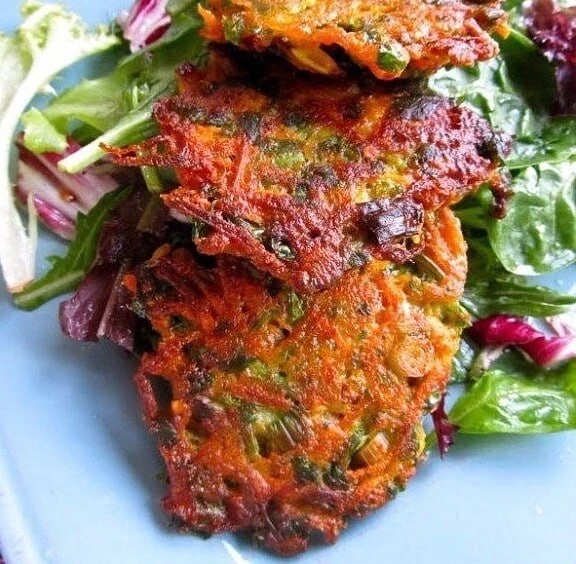 Яркие морковные оладьи с индийскими специями 🥘