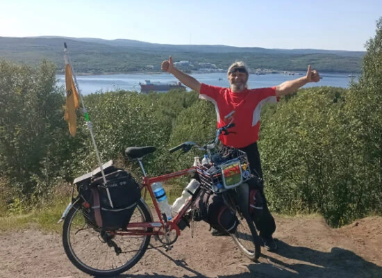 🗺🚴‍♂️Во Владивосток из Центральной части России отправился еще один путешественник — 61-летний мужчи
