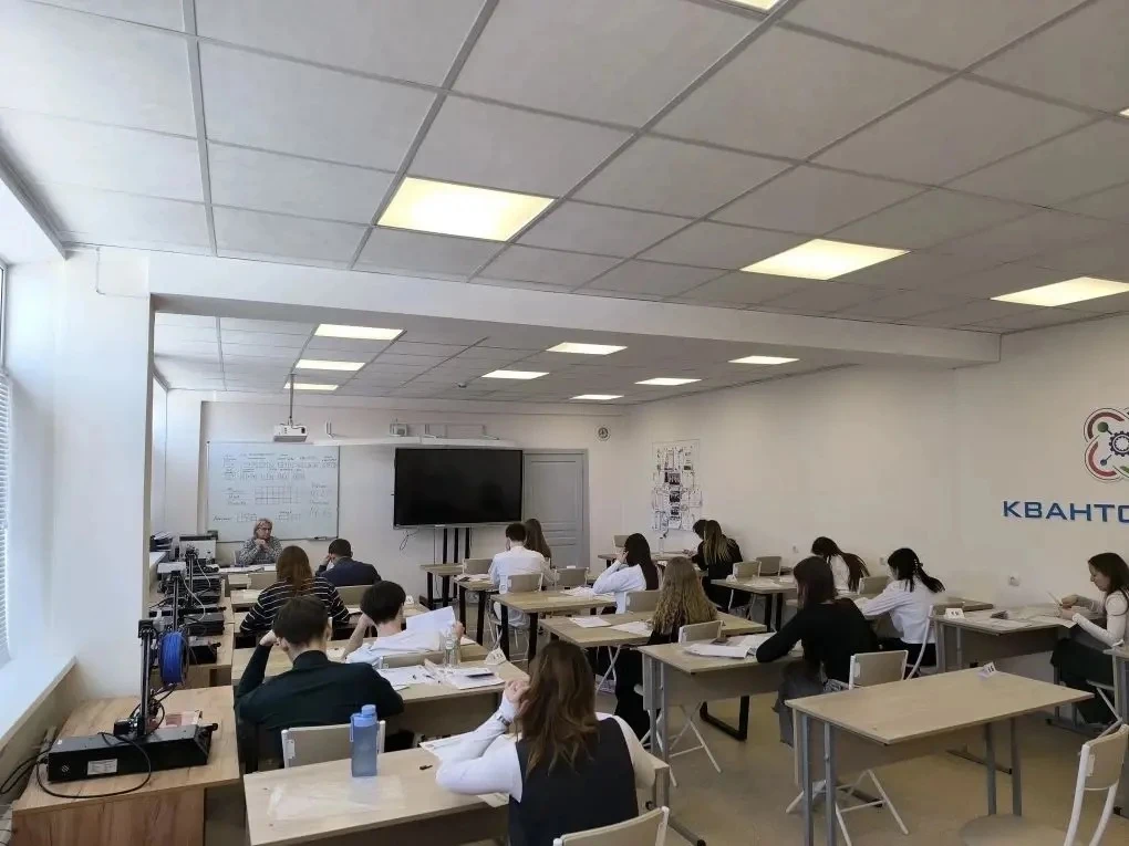 Сегодня в школе прошло тренировочное мероприятие для выпускников 9-х и 11-х классов в рамках подгото