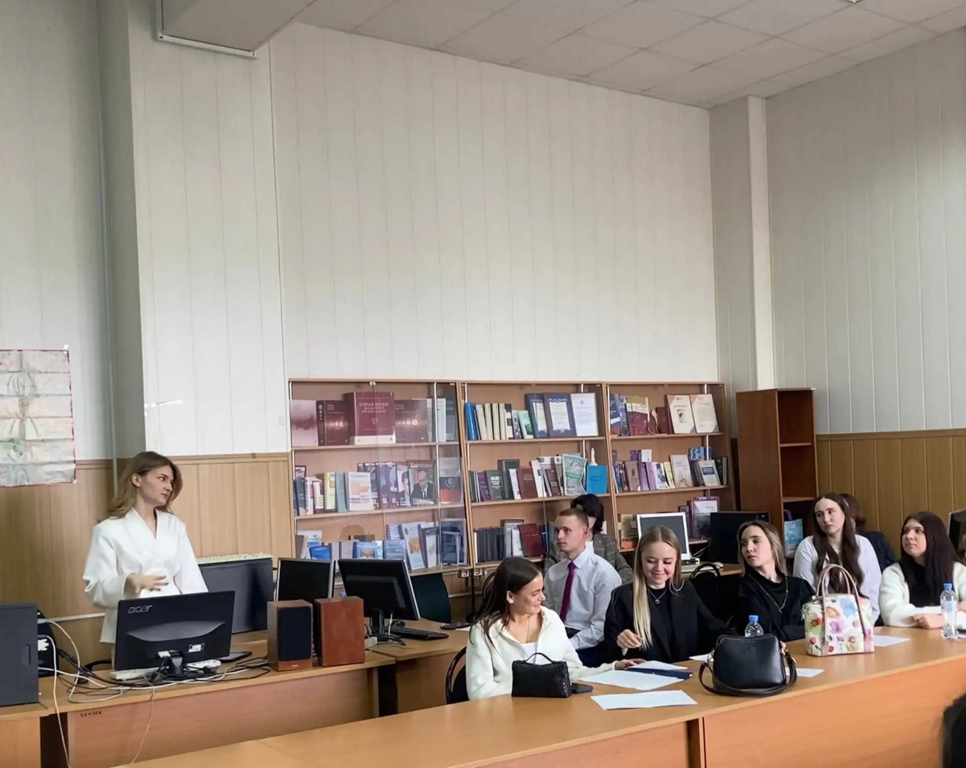 Студенческая научная конференция  📍 13 апреля на всех кафедрах факультета работали подсекции Студенч