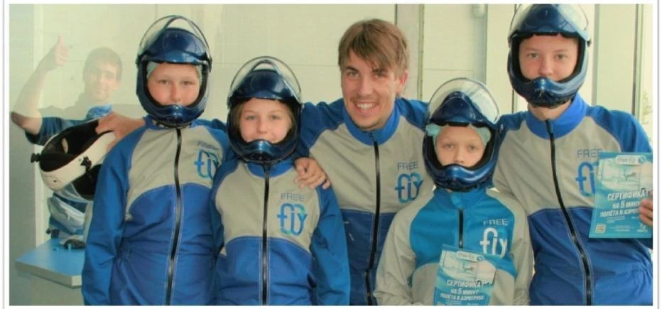 ☝Первенство Губернаторского Лицея по полетам в аэротрубе FreeFlyKids 📍Приглашаем учащихся 5 - 9 клас