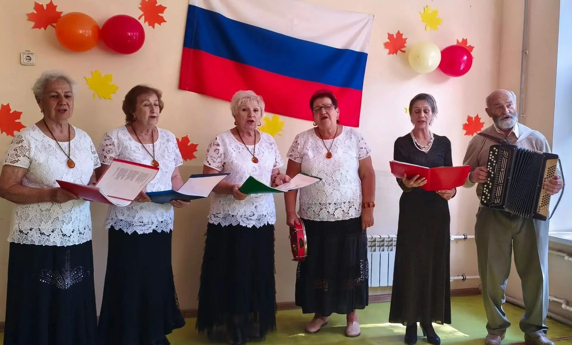 Любимые мелодии осени: осенний праздник музыки в Мариуполе