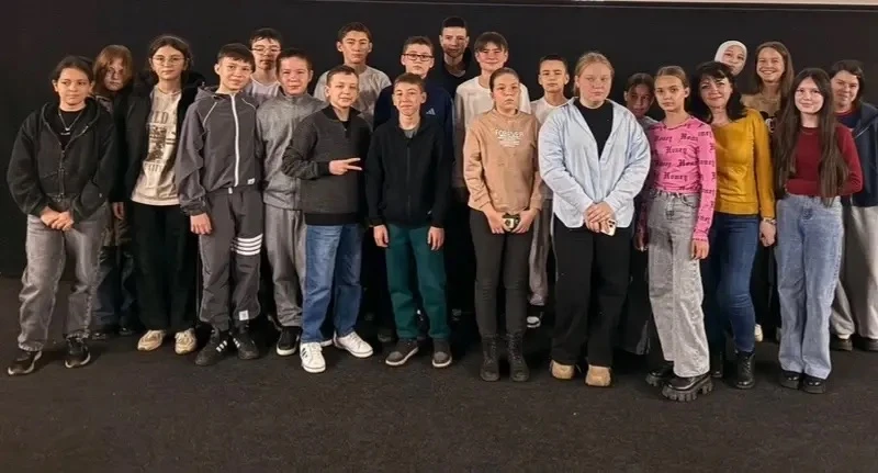 🎭 КУЛЬТУРНЫЙ ПОДХОД   Сегодня учащиеся 6 и 7 классов посетили театр им. К. Тинчурина. «Творчество Ту