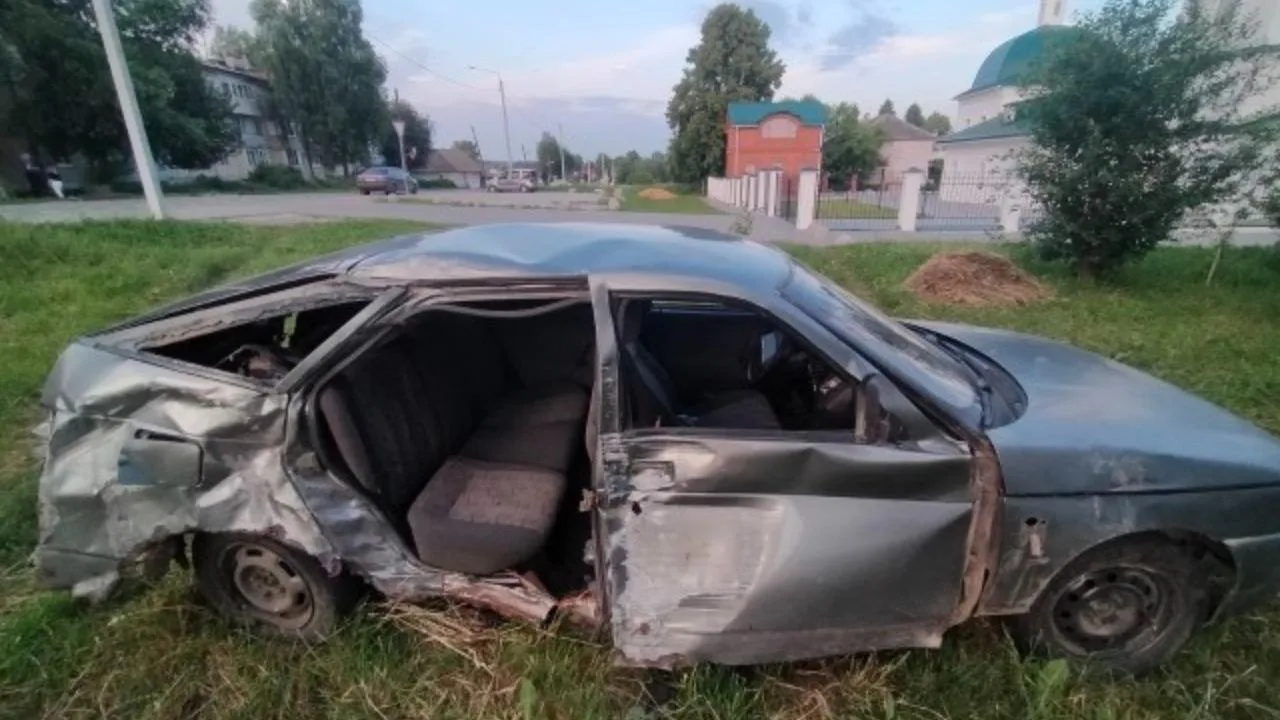 В Азаново водитель, сбивший насмерть пешехода, оказался 15-летним подростком

В ГАИ сообщили детали 