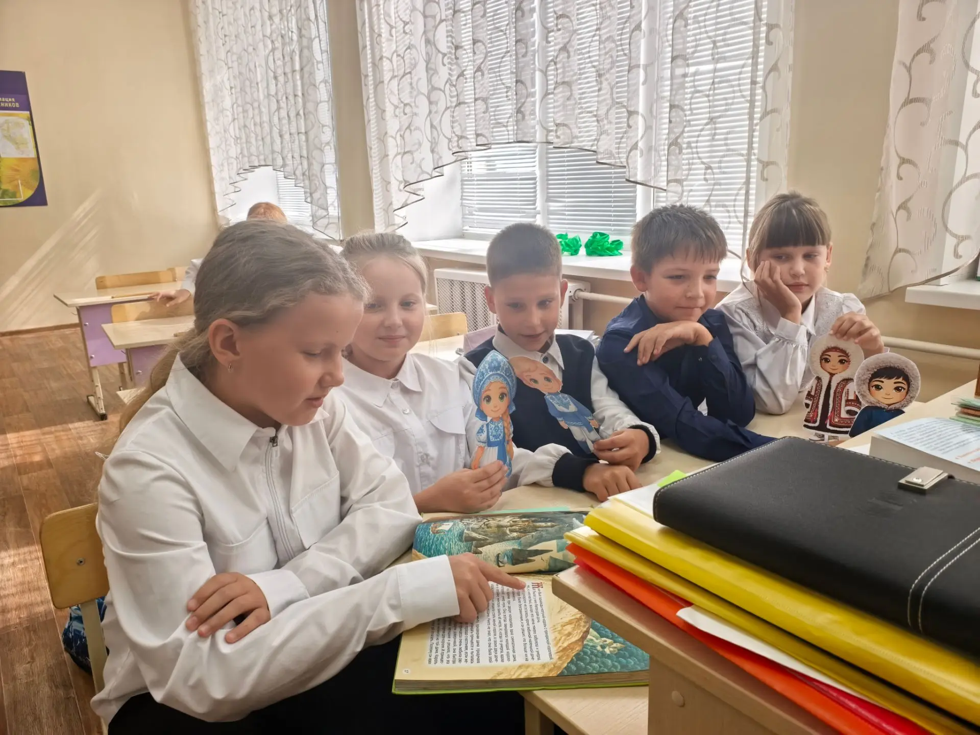 🎉 Сегодня в нашей школе прошло замечательное мероприятие "Голоса народов округа", посв...