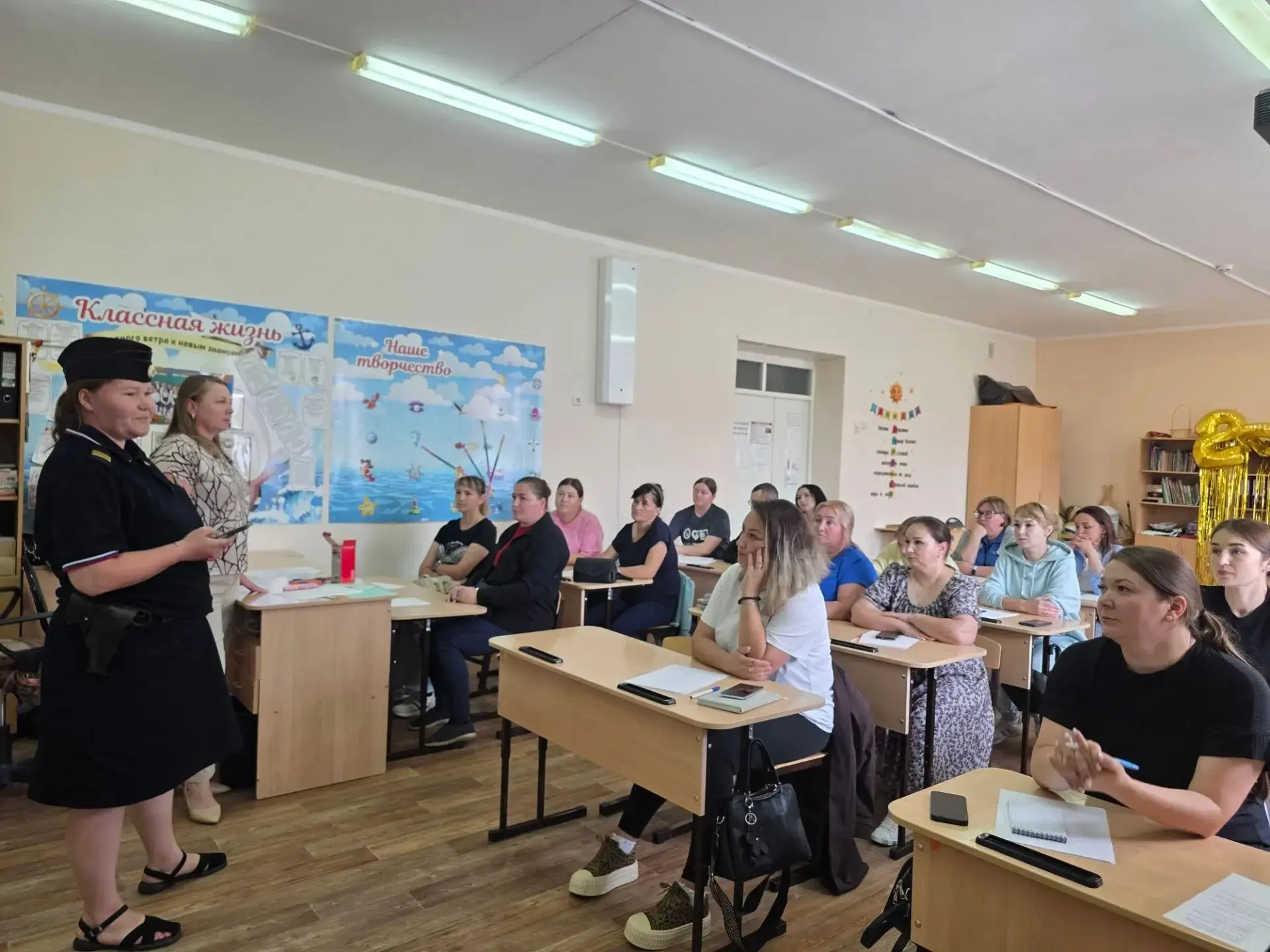 Закон и семья: в Красночетайской школе состоялся «Час правовой помощи» для родителей
8 июля 2026 год