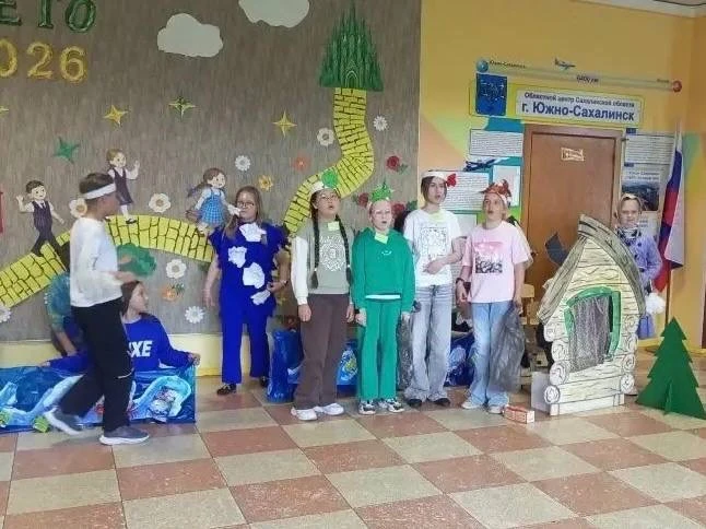 🎭 Пушкинские сказки на новый лад

Ко Дню Пушкина в лагере «Орлята Сахалина» состоялись инсценировки