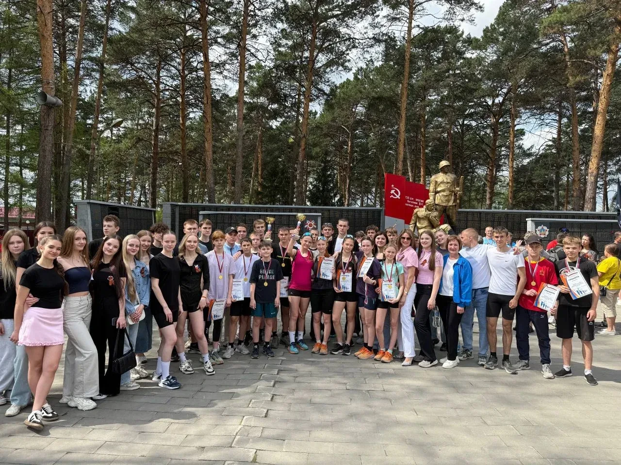 🇷🇺Ежегодная легкоатлетическая эстафета, которая проходит в нашем городе в День Победы...