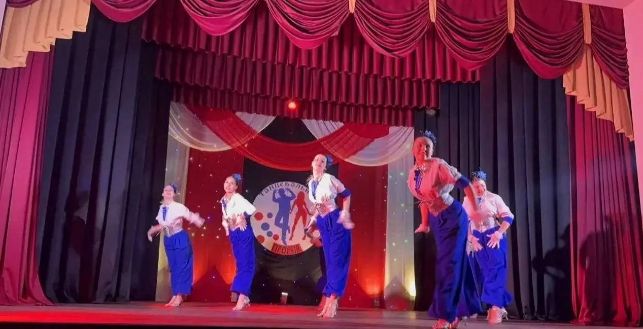 🌟 Наши звёзды зажигают сцены!   Сразу два танцевальных коллектива из Забайкальска одержали победу на