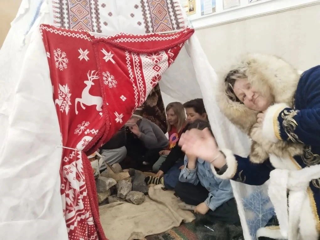 Работники Пименовского ДК, совместно с советником директора по воспитательной работе Пименовской СОШ