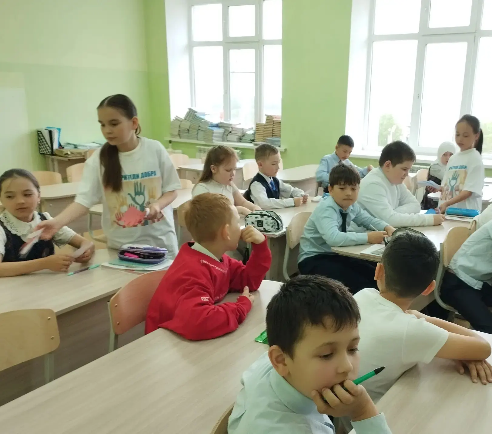 Акция «Сила Победы в единстве народов!»🕊🇷🇺  🕊В школе прошла патриотическая акция «Сила Победы в един