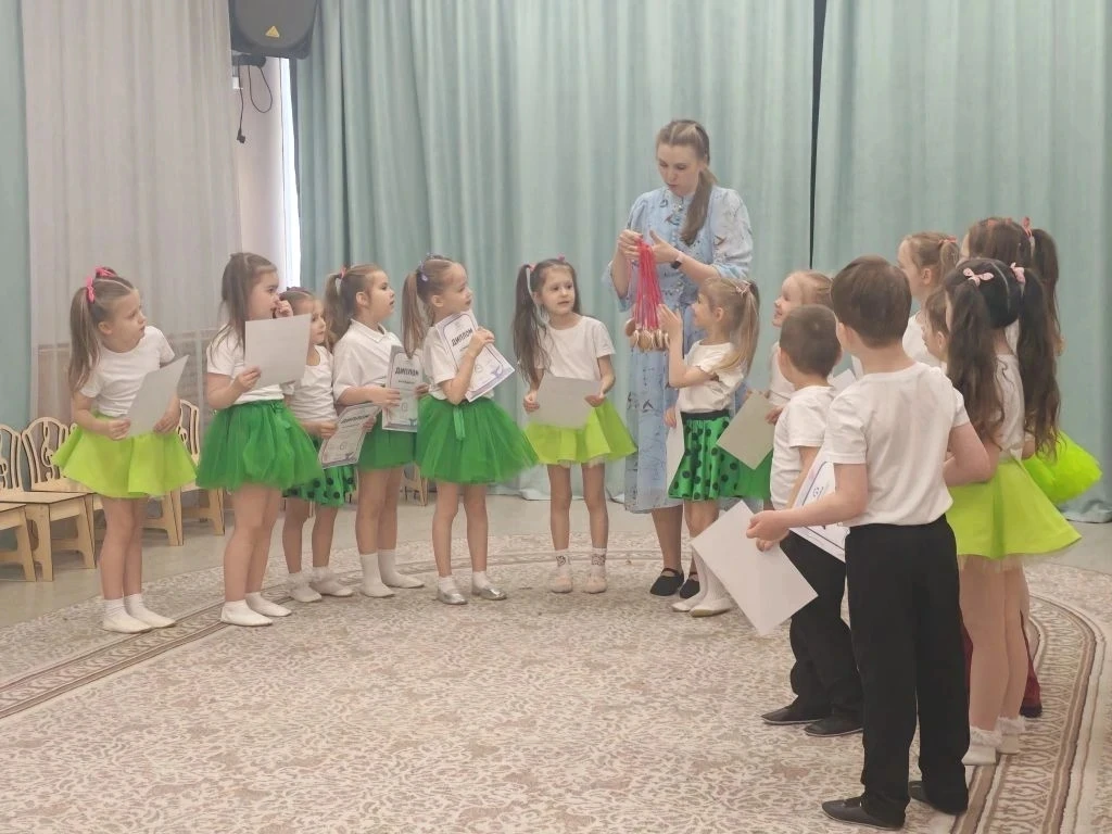 Поздравляем 🥳🎊 всех с блестящим завершением танцевального учебного года 2025–2026! ✨💃🕺