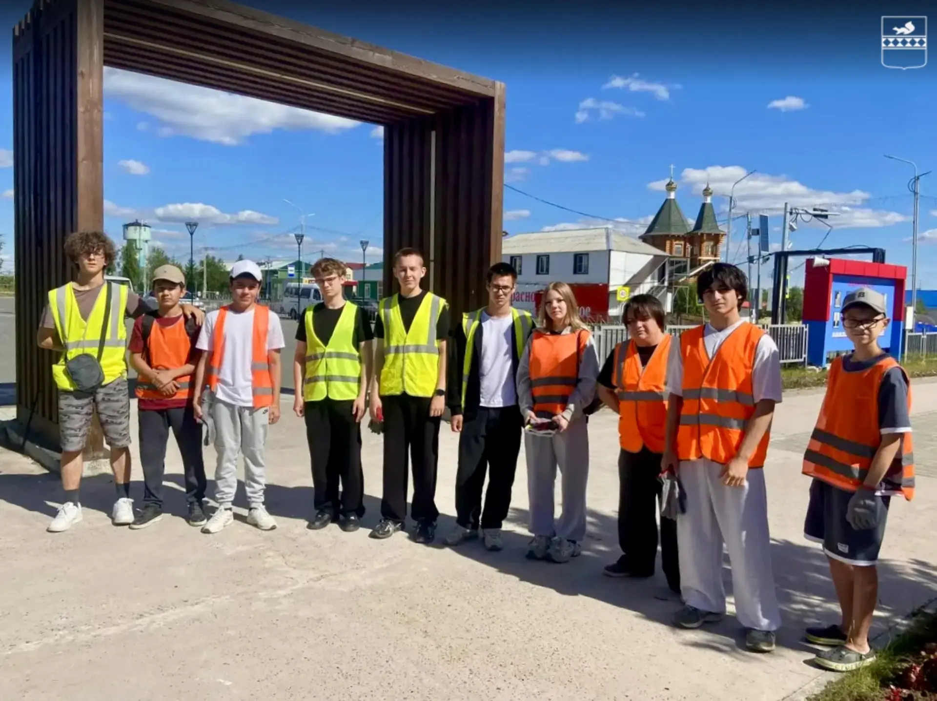В Пуровском районе стартовала новая смена подростковых трудовых бригад