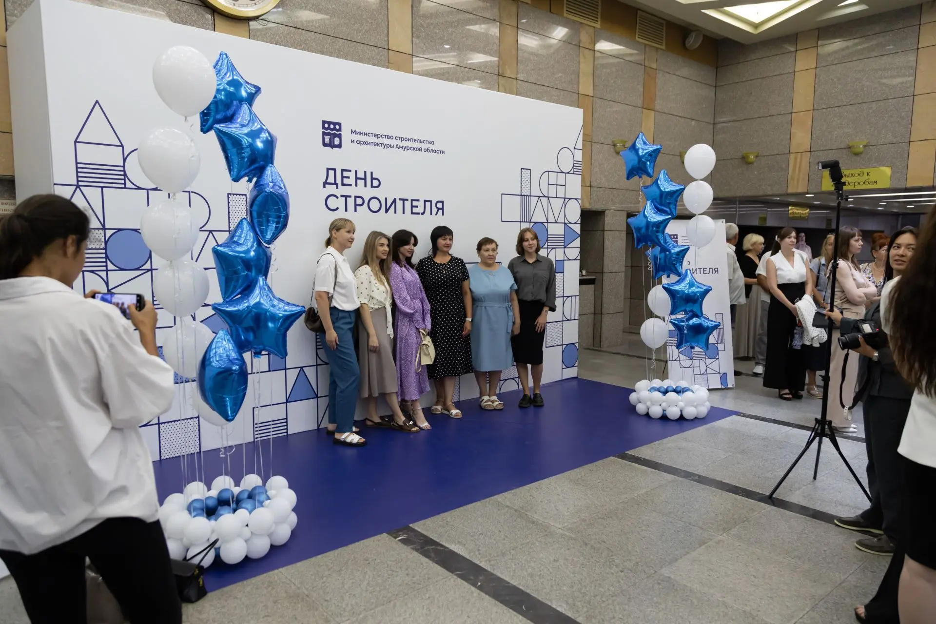 🏗️ С праздником, строители!