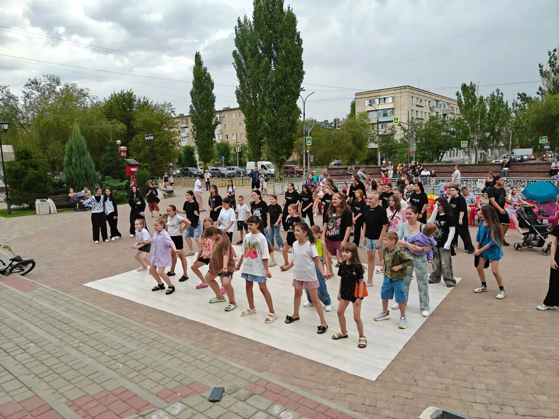 🌍 Международный день молодежи в «Юности»! 🎊