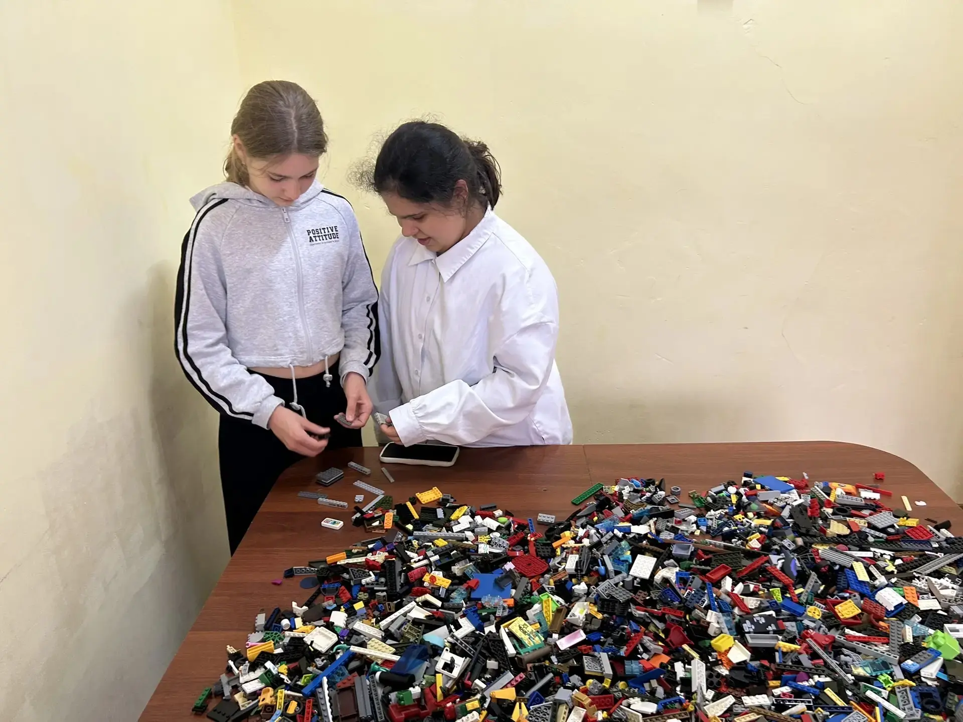 🛠📐Ребята из 5 инженерного класса под руководством Данилы Александровича Доброскокина продолжают со