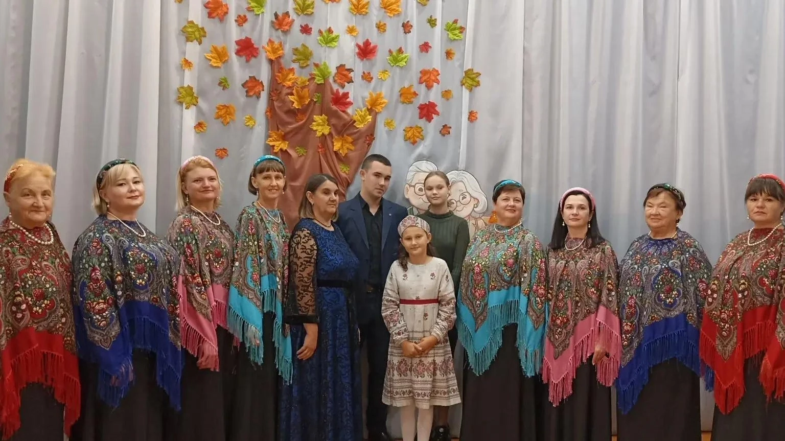 🍁В Лаврентьевке прошёл праздник в честь старшего поколения