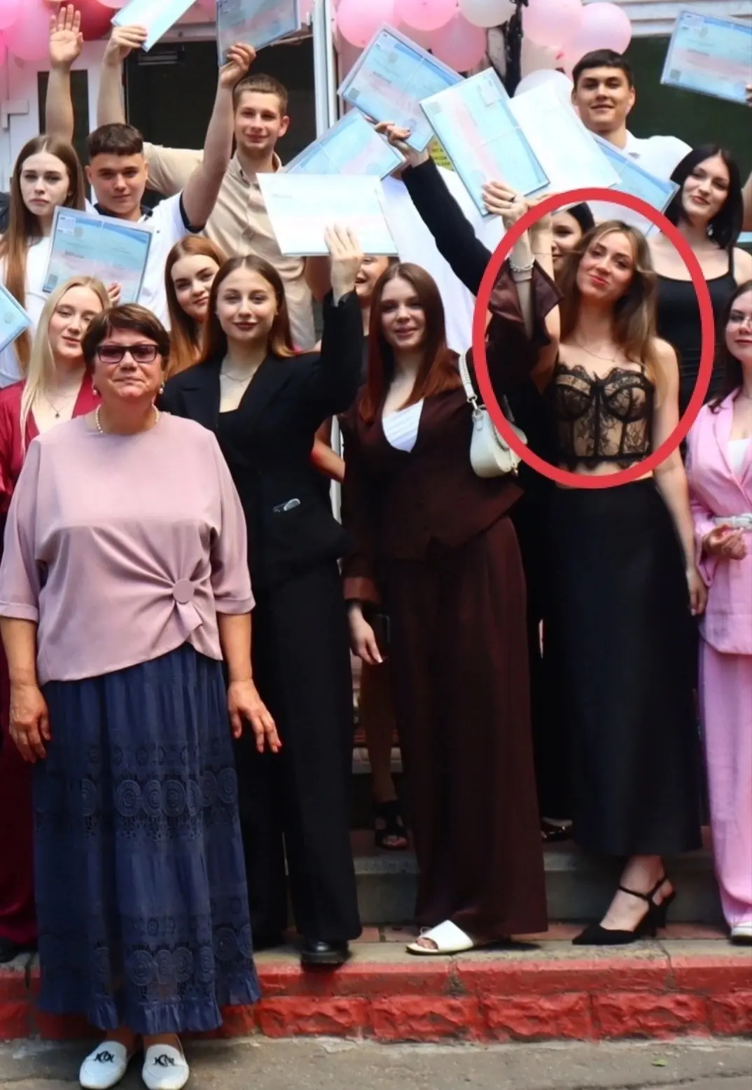Это нормально придти так на вручение диплома ? Анон