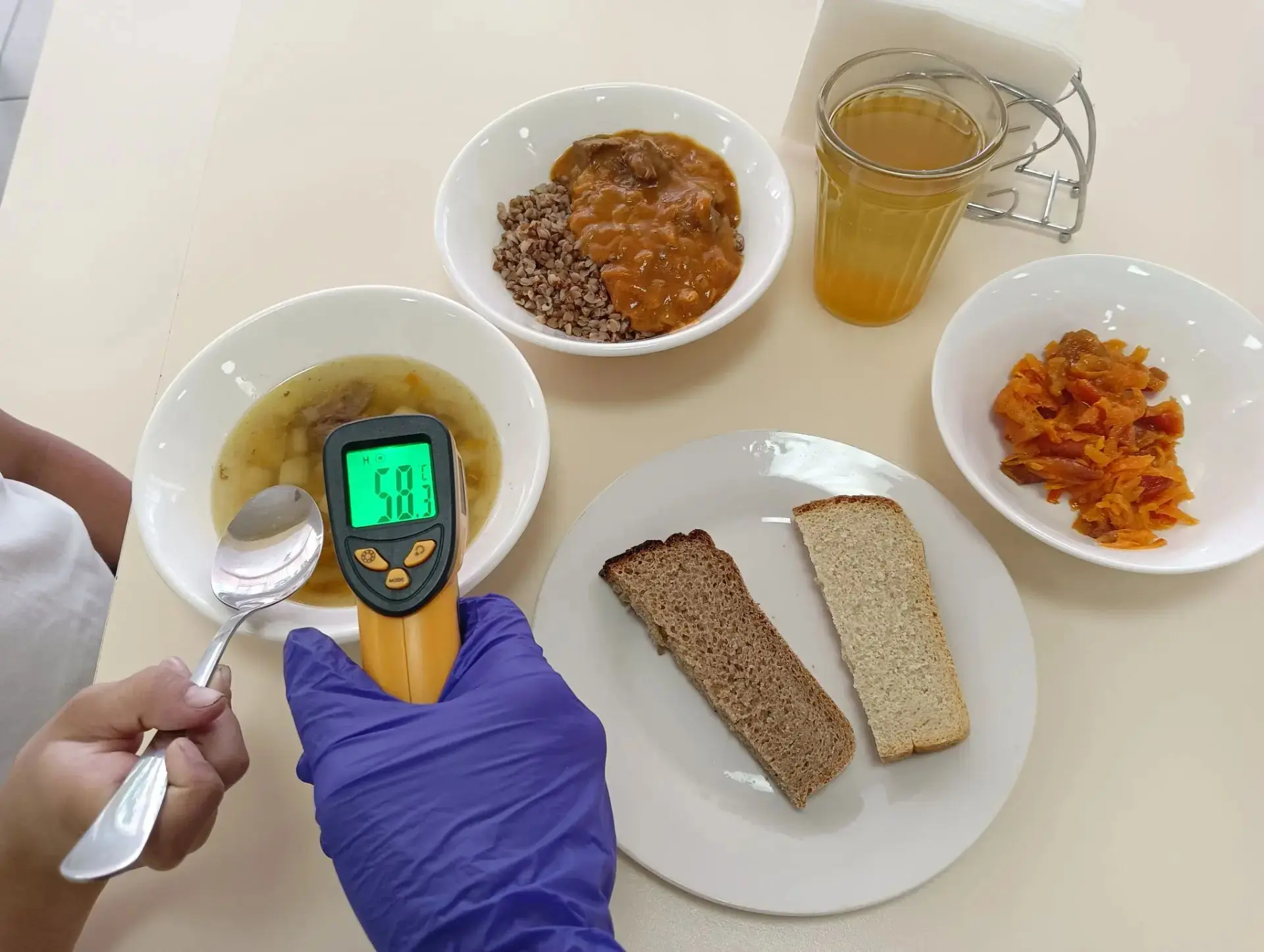 Сегодня в школе был вкусный  обед!