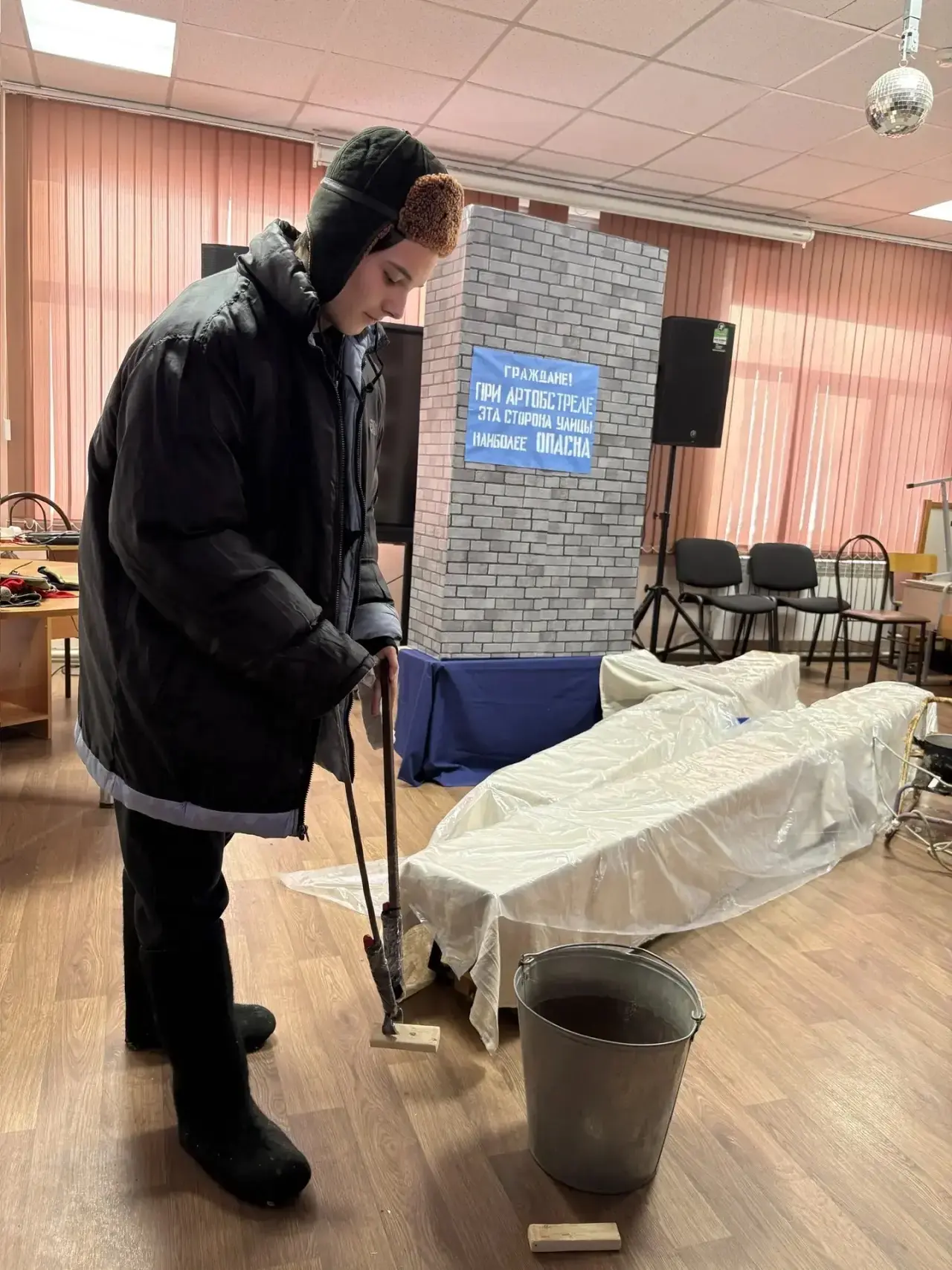«Непокоренный Ленинград»: живой урок в нашей школе  Учащиеся 4-6-х классов стали участниками живой р