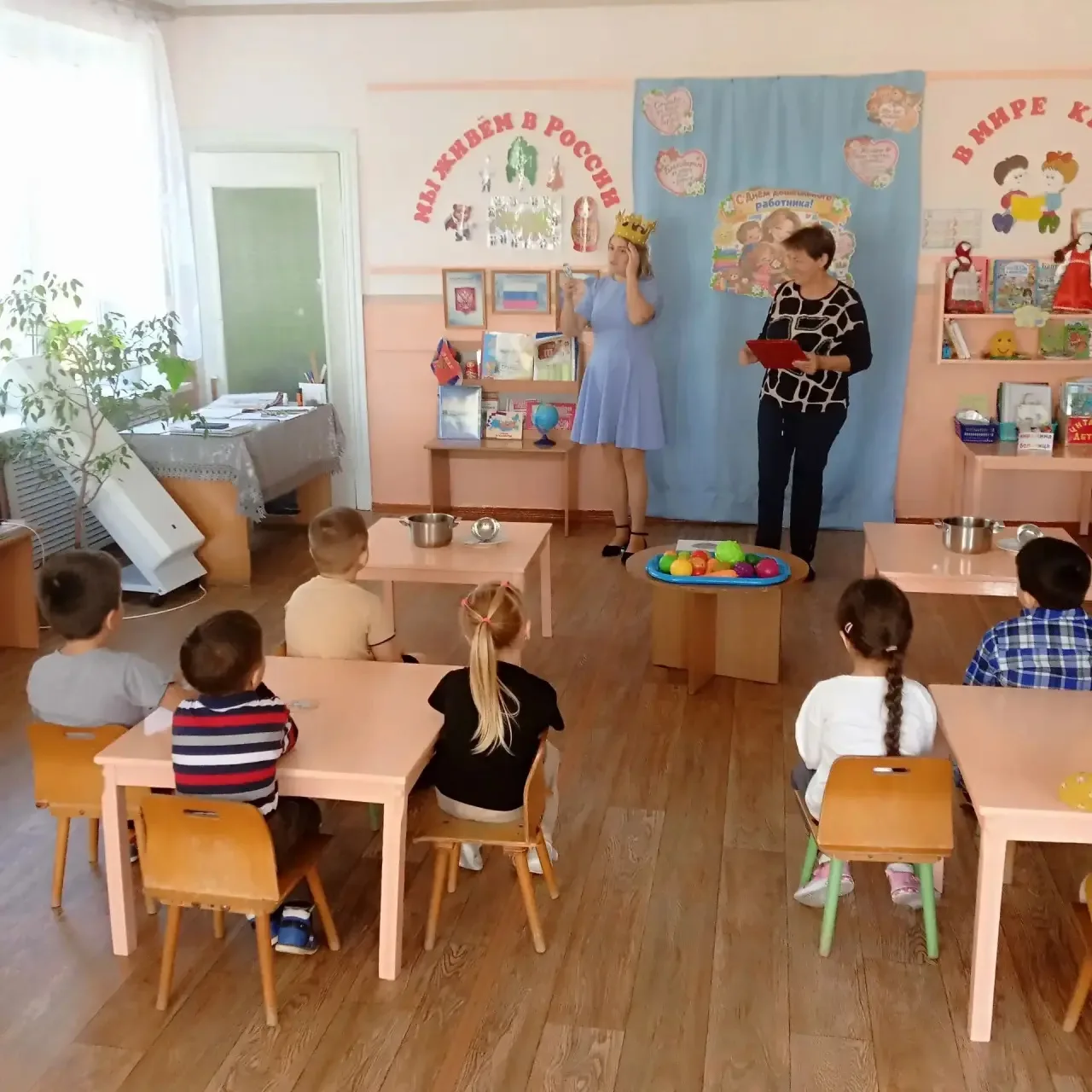 В преддверии Дня дошкольного работника в группе компенсирующей направленности «Воробышк...