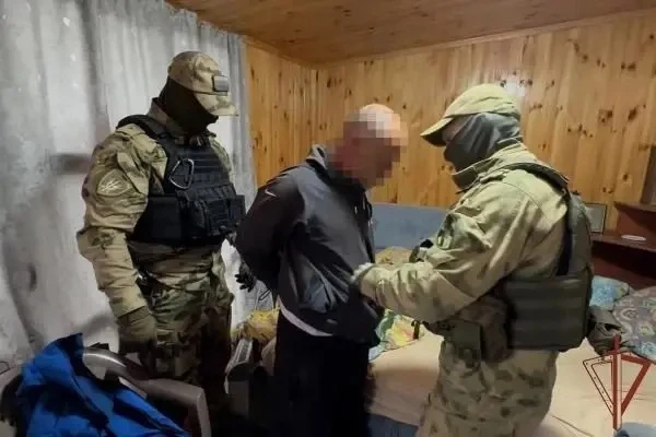 В Ивановской области сотрудники спецподразделений Росгвардии задержали подозреваемых в серии автомоб
