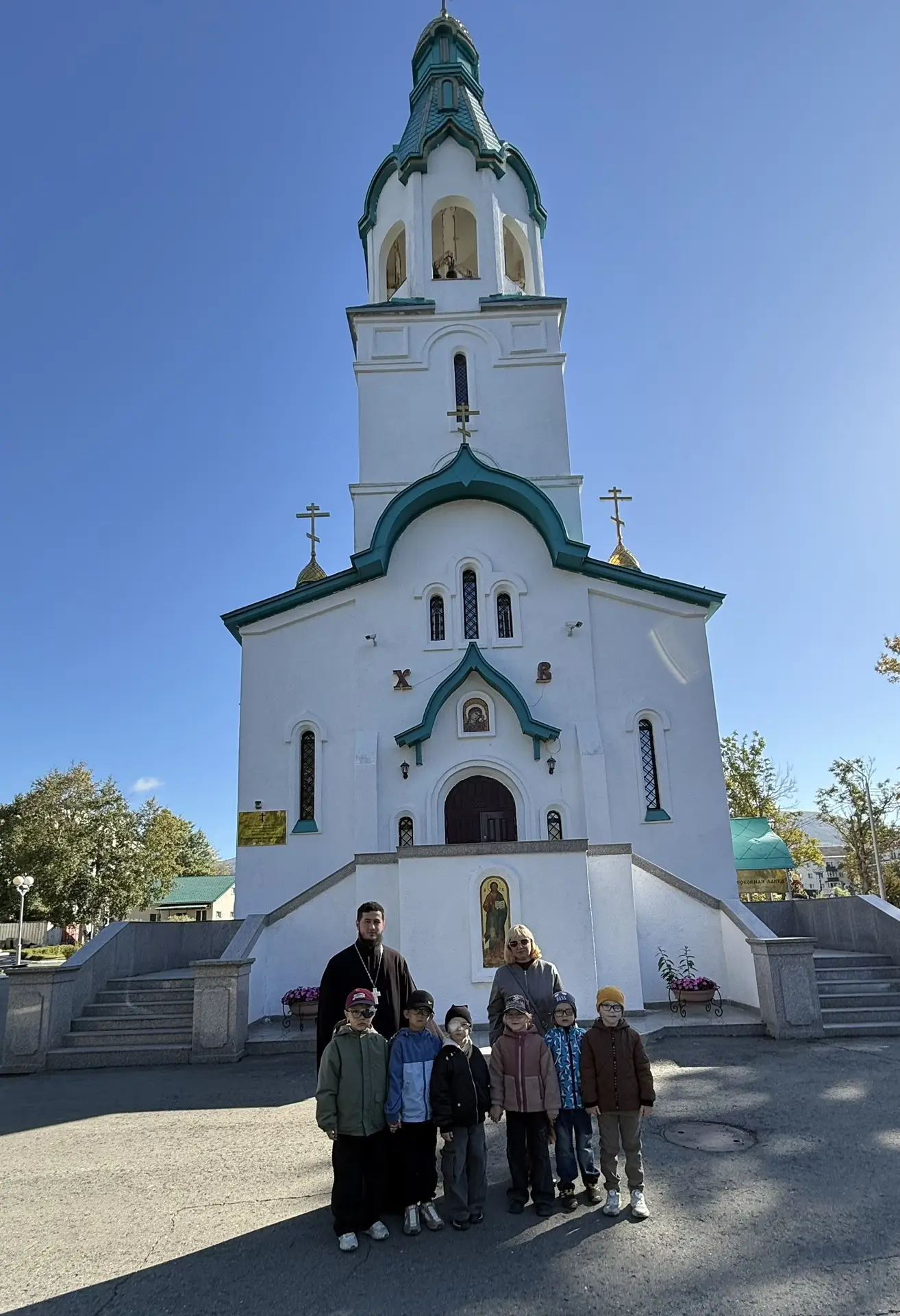 🕊 Юные «Казачата» в Воскресенском кафедральном соборе- урок веры и истории