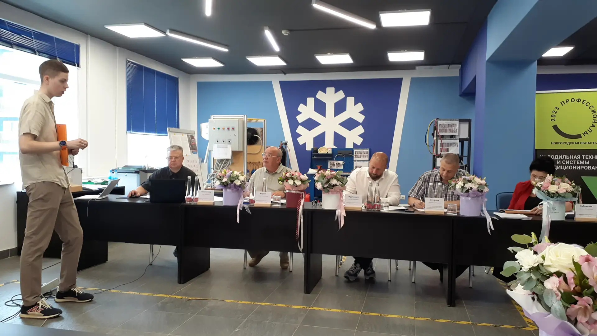 💬 "Новгородские выпускники — на старте карьеры в сфере ЖКХ"

Заместитель генерального директора Вик