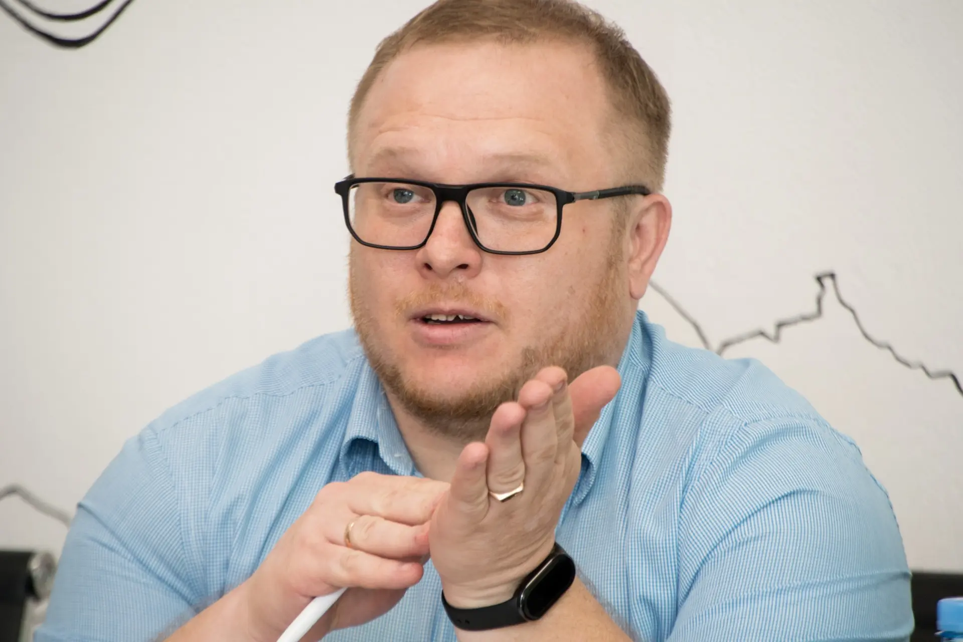 🧑‍💻 Площадка «Молодые в деле: создай рейтинг команды»  На площадке в Доброцентре две команды под рук