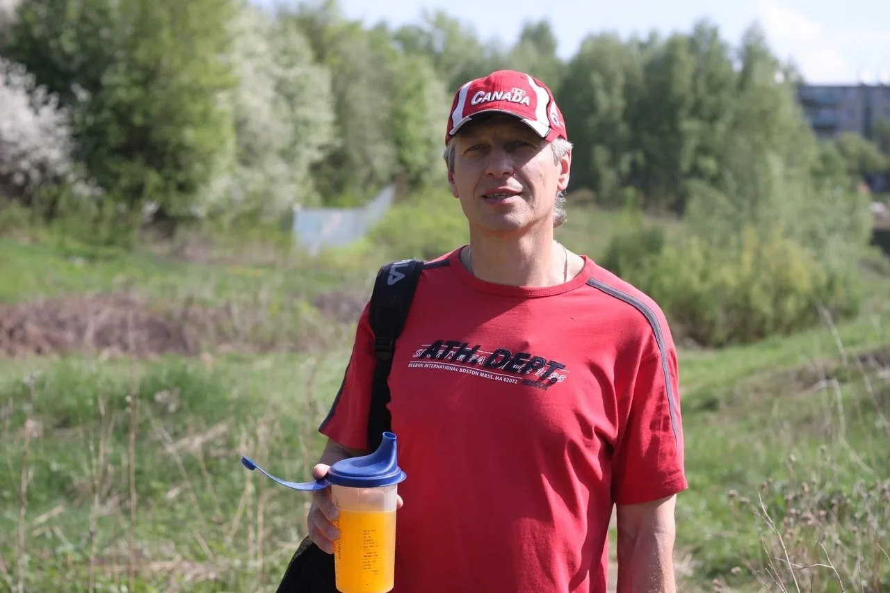 https://vk.ru/id76373807