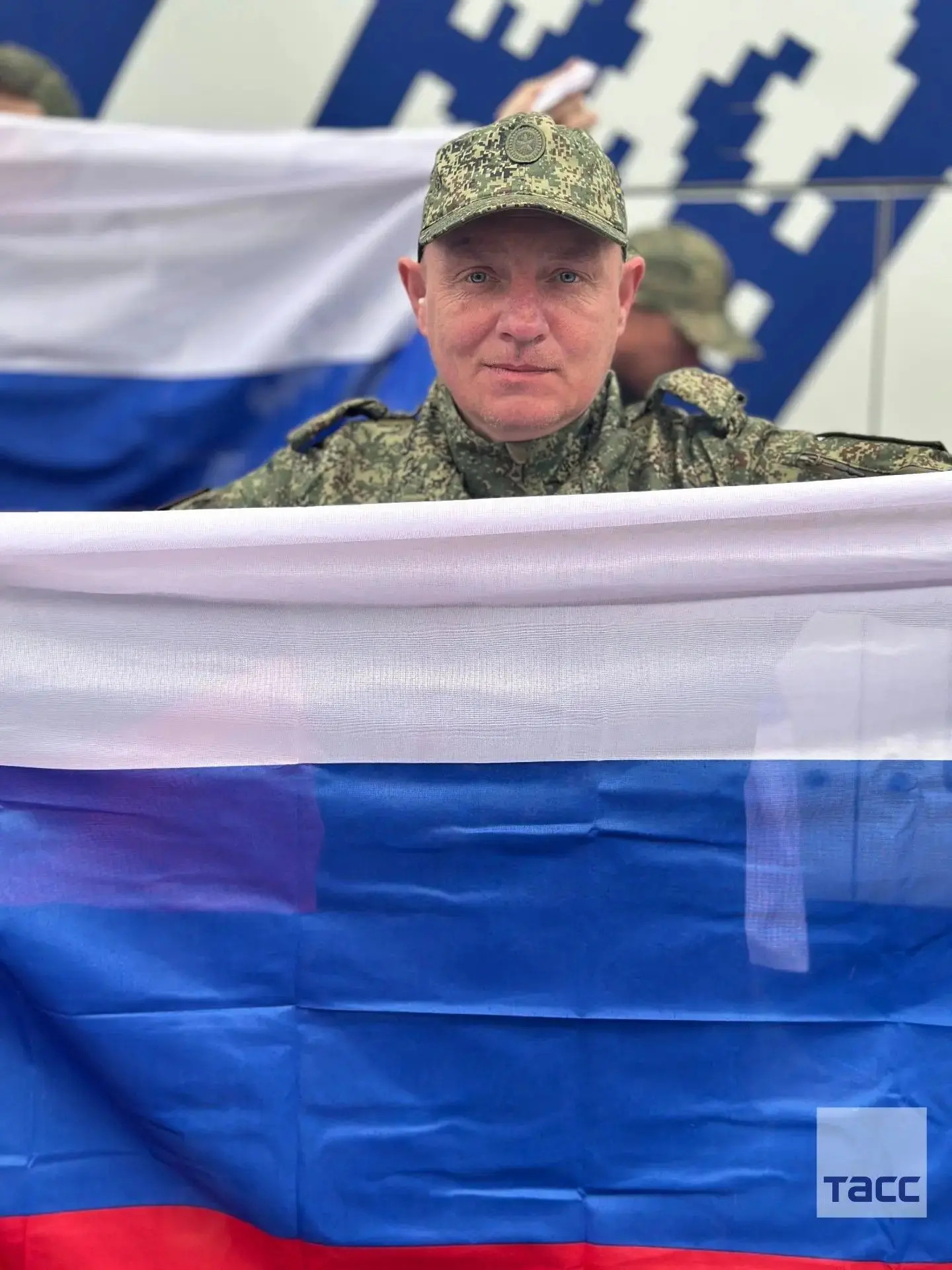 ❗️Первые кадры возвращенных из украинского плена российских военнослужащих.  Как сообщили в Миноборо