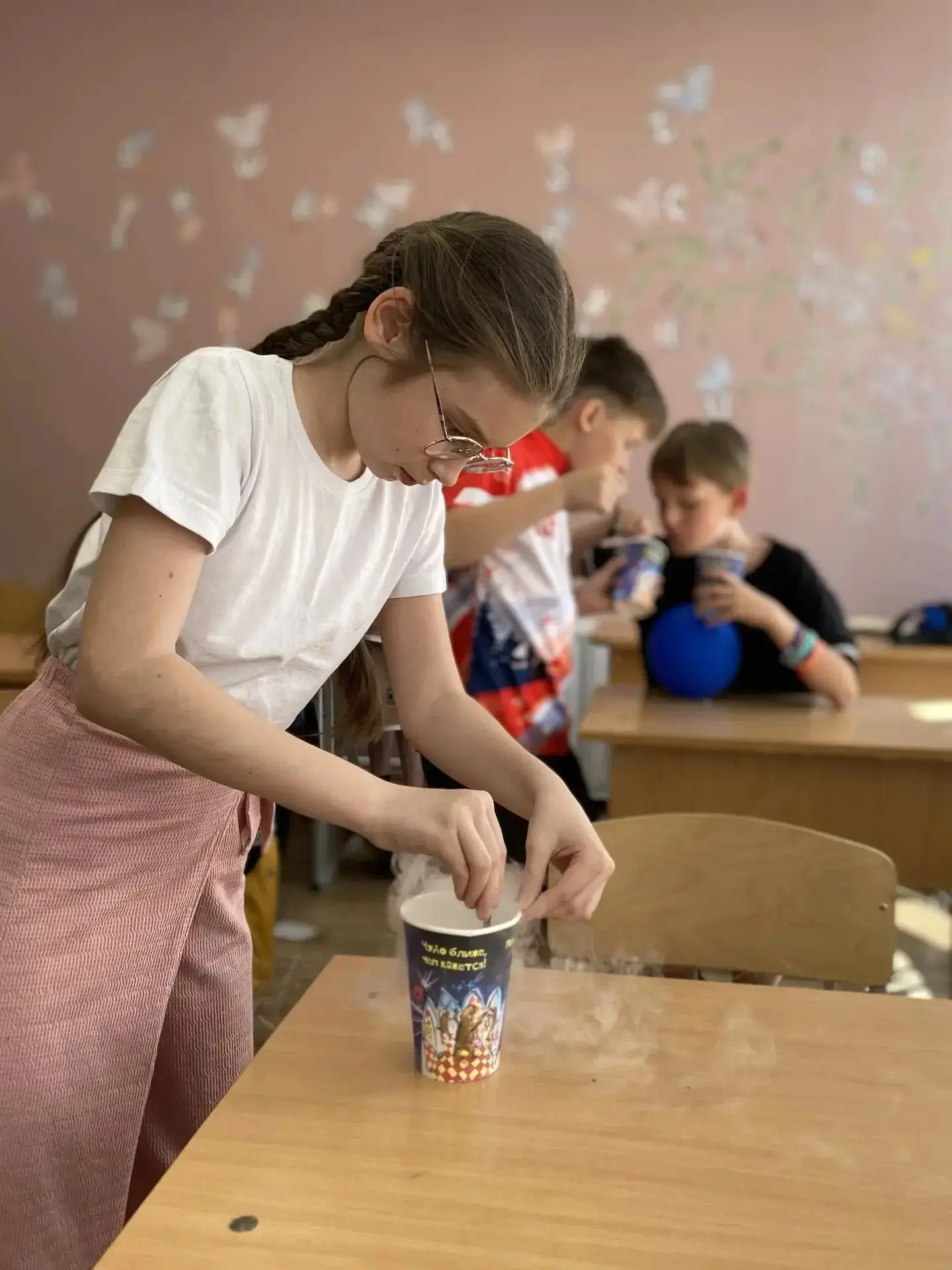 🎉 Учебный год в 3 «Г» завершился ярко — с мастер‑классом по физике! 🎉    Вчера наш 3 «Г» класс поста