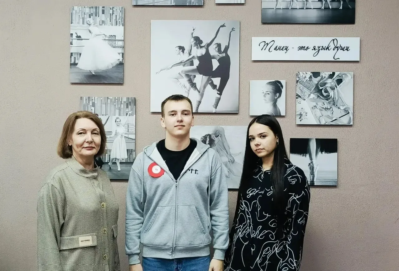🎩Накануне директор колледжа Елена Метель и лучшие выпускники колледжа 2026 года приняли участие в по