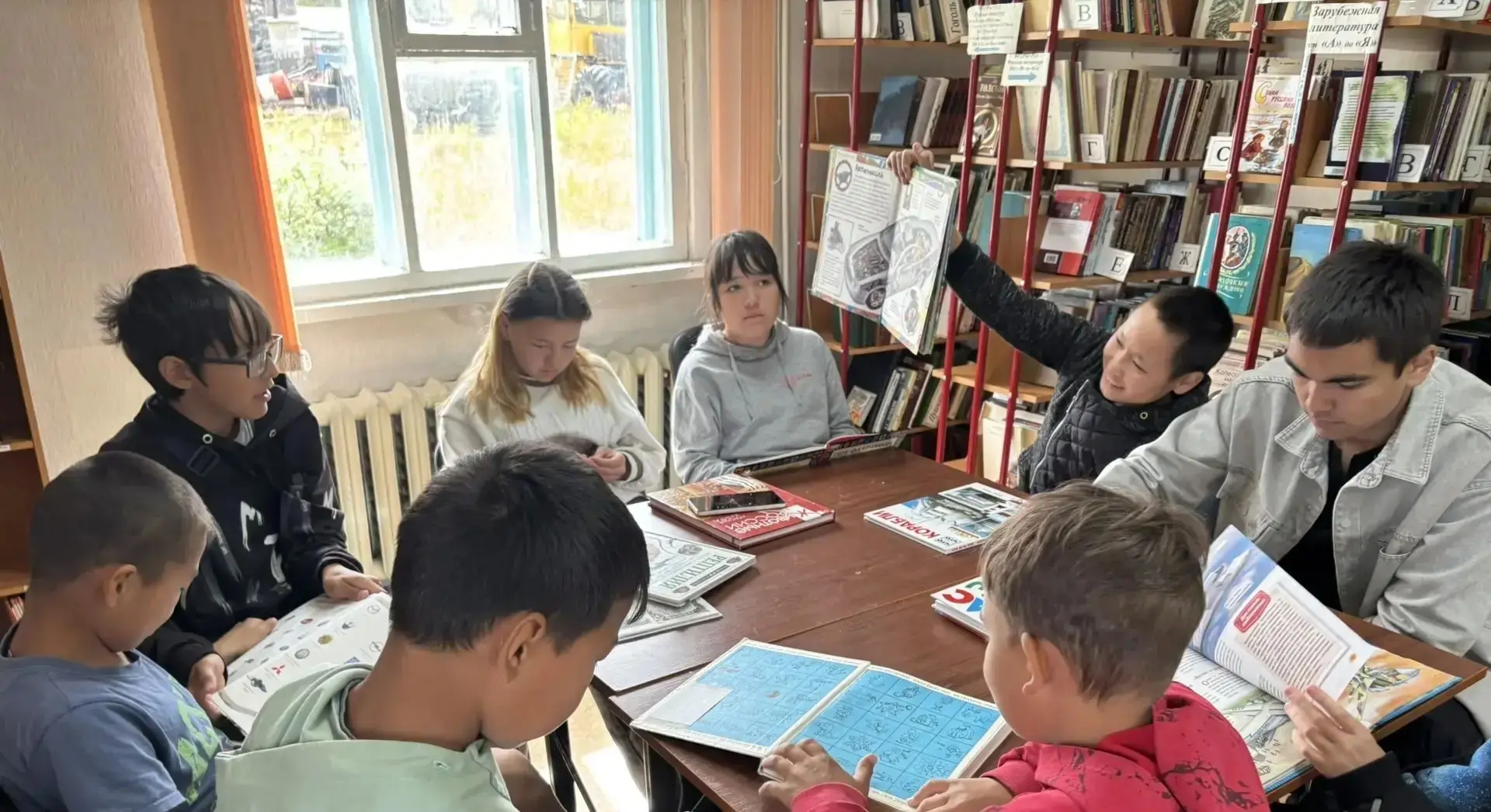 📚 «Энциклопедия для любознательных»: открываем мир с библиотекой!

В жизни каждого ребёнка 👶 насту