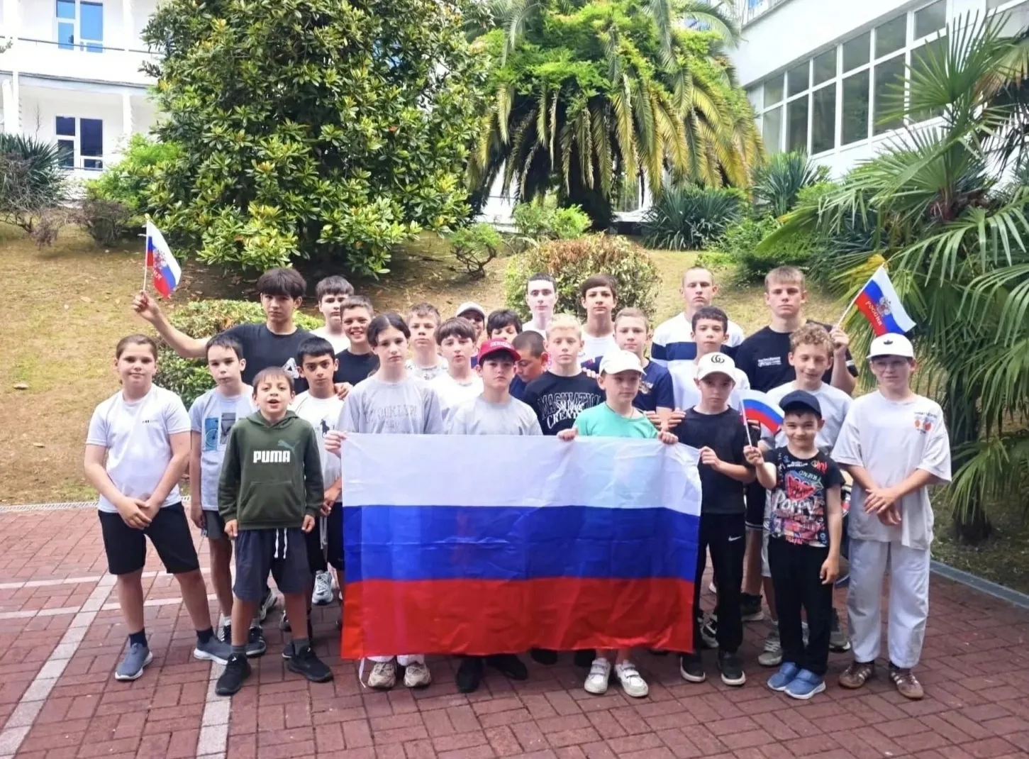 🇷🇺 В честь празднования Дня России, 12 июня, воспитанники МБУ ДО СШОР № 3 г. Сочи  приняли участие