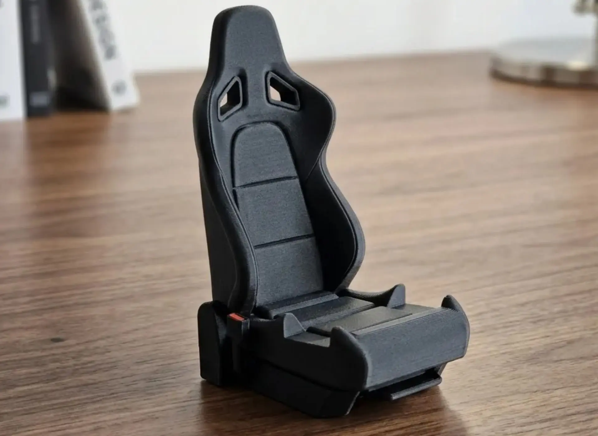 Держатель для телефона в виде авто сидения 3D модель STL