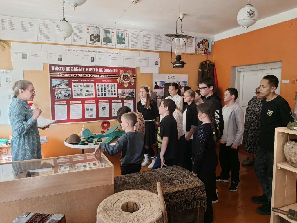 🏛️ Всемирный день музеев в Черномужской школе.