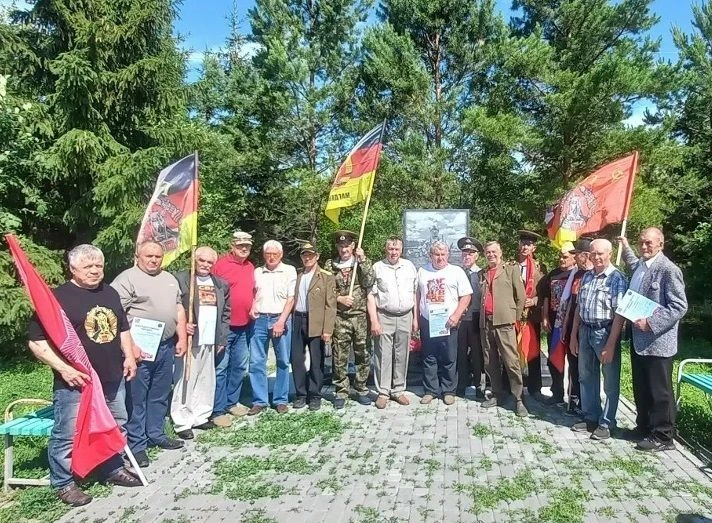 9 июня в парке Ветеранов в Мокроусово прошел торжественный митинг, посвященный 81-й годовщине образо