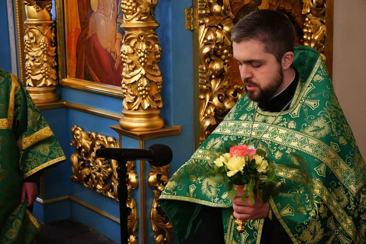 В нашей святой обители была совершена Великая Вечерня с чтением трех коленопреклонных м...