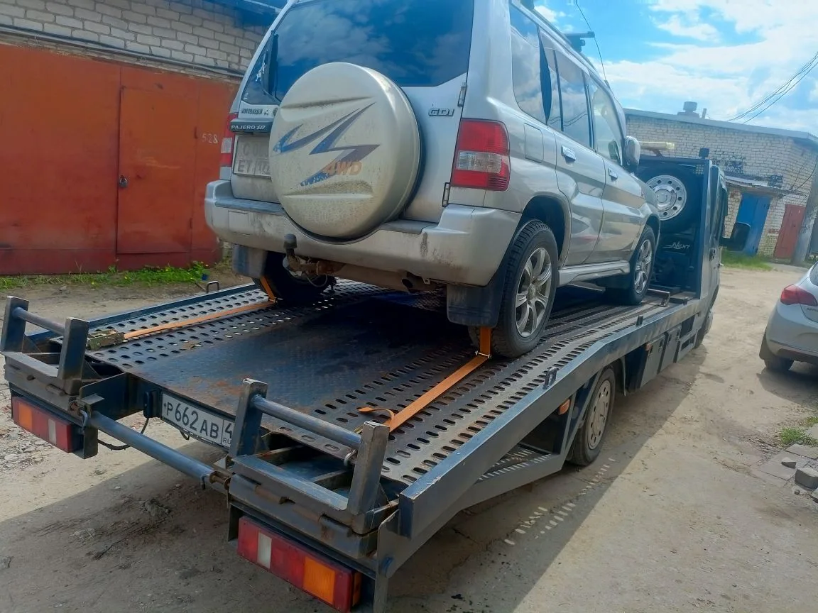 Перевезли Mitsubishi Pajero iO из Москвы в Жуков на ремонт.