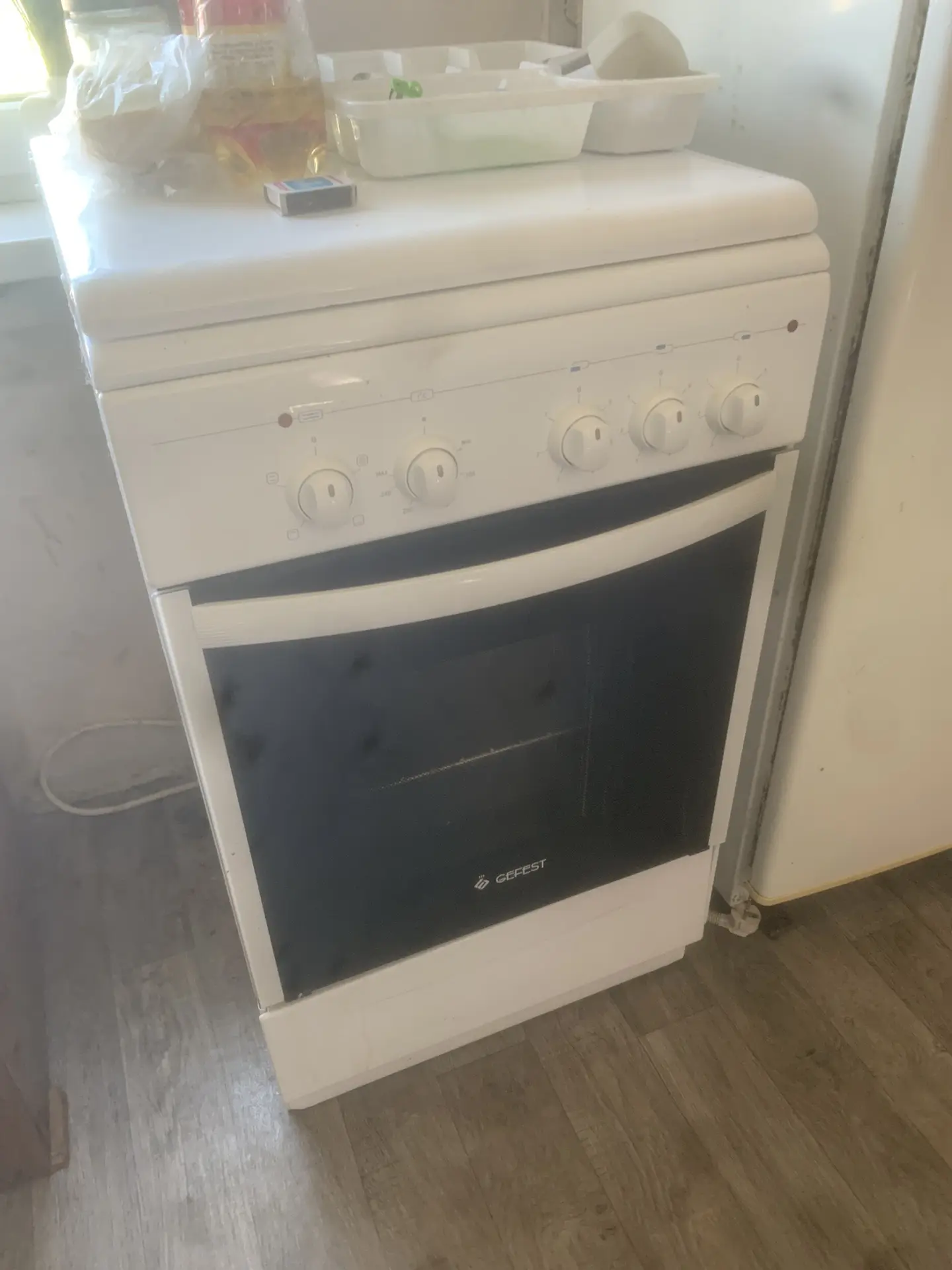 Продам электрическую плиту, всё работает отлично 👍 
Цена 3.000
Ханская
89284658435 пишите.