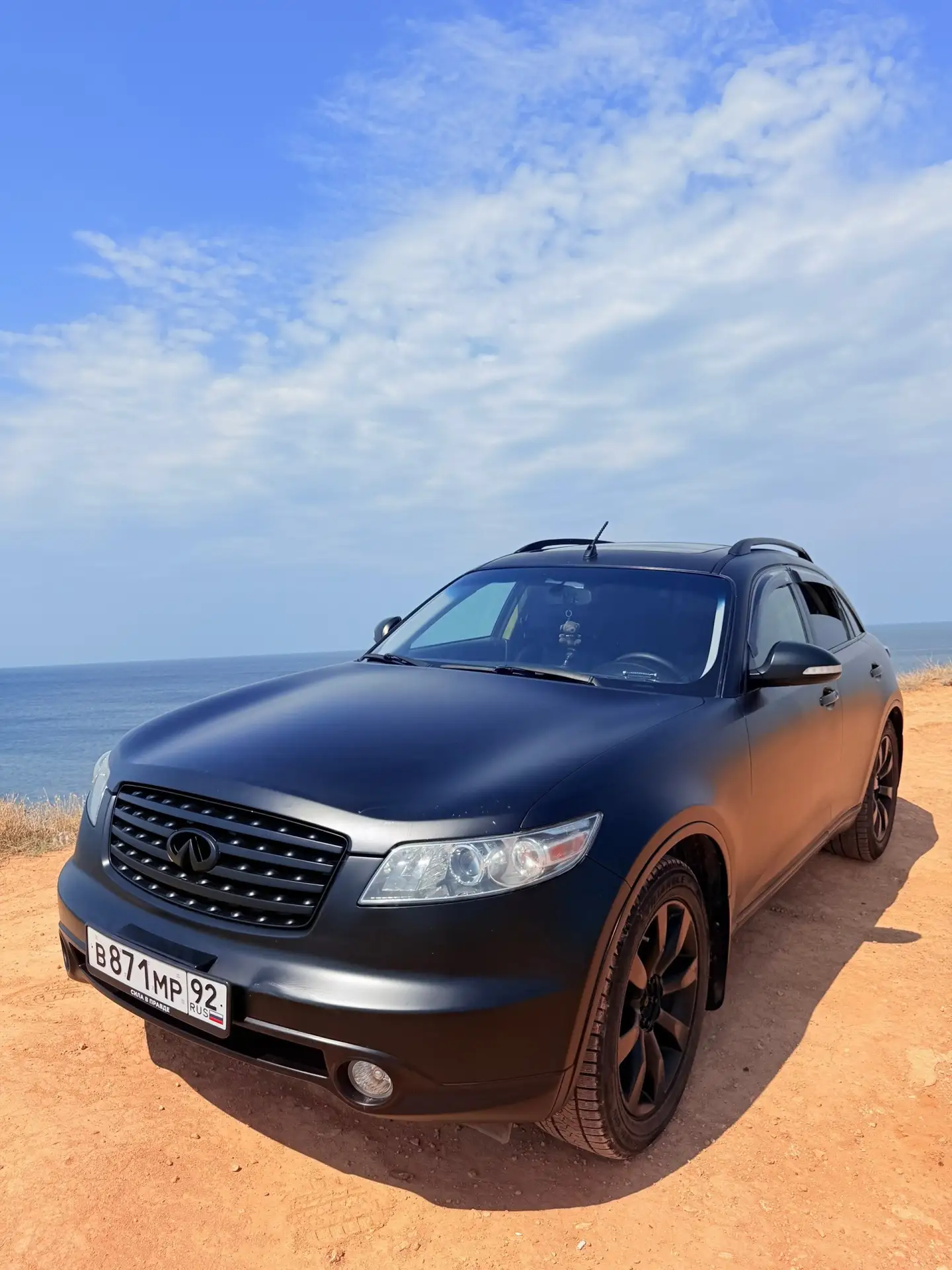 Infiniti FX 35 2003 год 3.5 АКПП (280л.с) в максималке