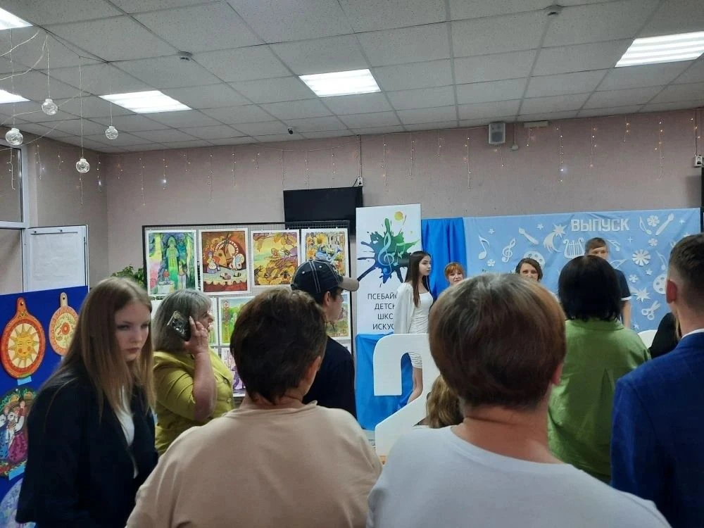 🇷🇺Ко Дню России учащиеся и преподаватели Псебайской детской школы искусств подготовил...