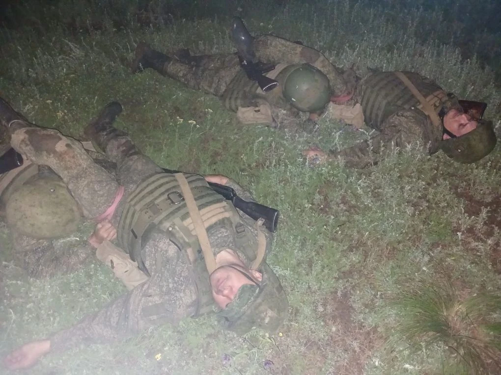 Военнослужащие ЮВО отработали навыки оказания первой медицинской помощи на занятиях ноч...