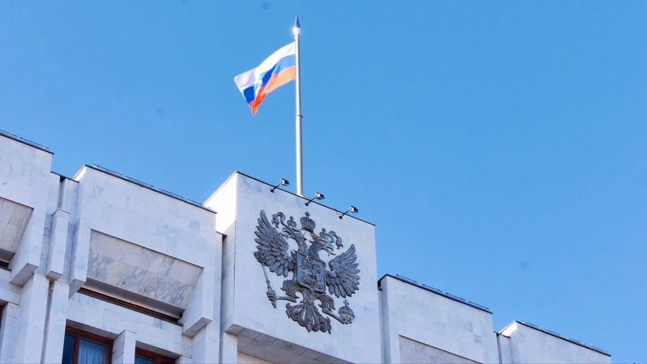 Вячеслав Федорищев поздравил жителей Самарской области с Днем России